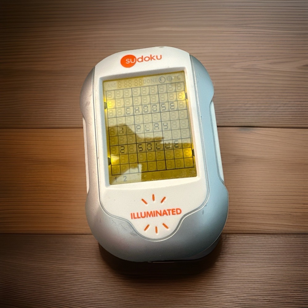 Sudoko Illuminated Handheld Electronic Game W Stylus WORKS Beginner And Advanced